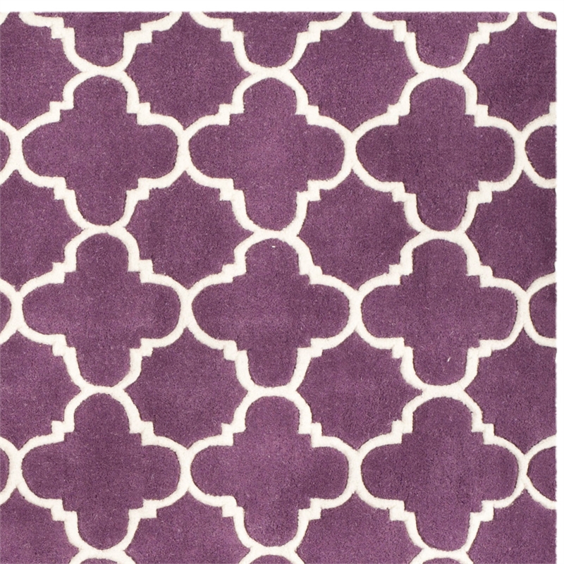 Safavieh Chatham 7' X 7' Square Wool Hand Tufted Rug in Purple / Ivory
