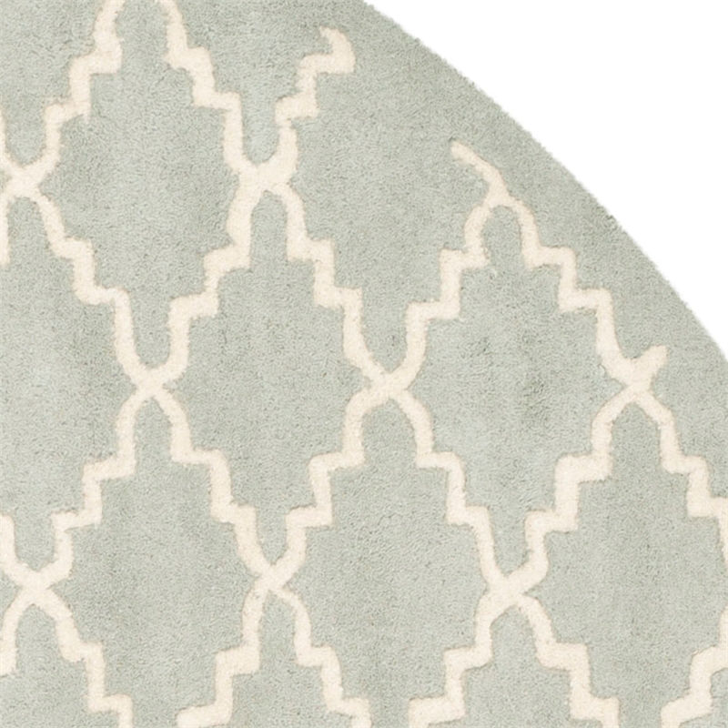 Safavieh Chatham 7' X 7' Round Wool Hand Tufted Rug in Light Blue / Ivory