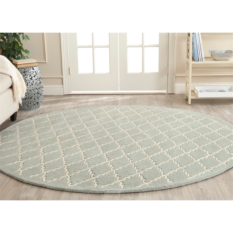 Safavieh Chatham 7' X 7' Round Wool Hand Tufted Rug in Light Blue / Ivory