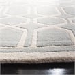Safavieh Chatham 7' X 7' Round Wool Hand Tufted Rug in Gray / Ivory