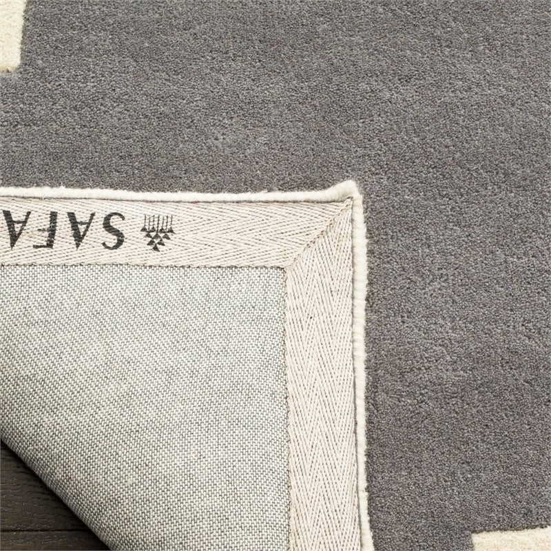 Safavieh Chatham 5' X 8' Wool Hand Tufted Rug In Dark Gray And Ivory
