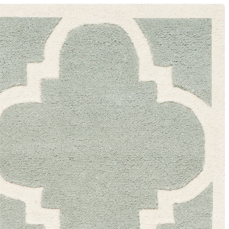 Safavieh Chatham 3' X 5' Wool Hand Tufted Rug in Gray / Ivory