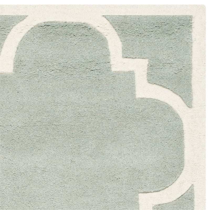 Safavieh Chatham 4' X 6' Wool Hand Tufted Rug in Gray / Ivory