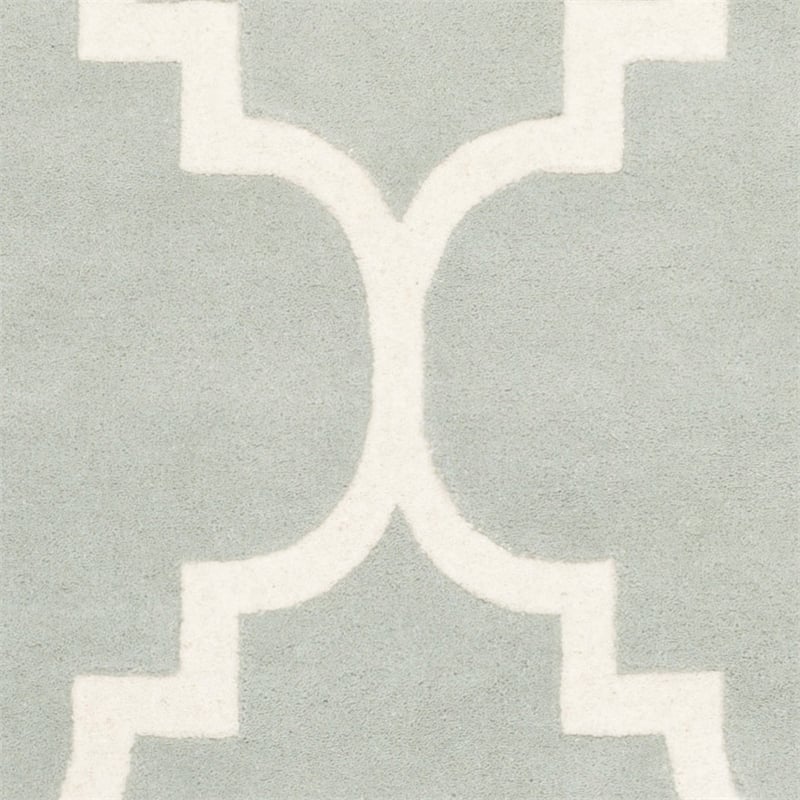 Safavieh Chatham 7' X 7' Round Wool Hand Tufted Rug in Gray / Ivory