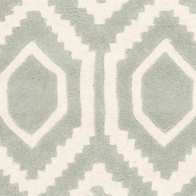 Safavieh Chatham 2' X 3' Wool Hand Tufted Rug in Gray / Ivory