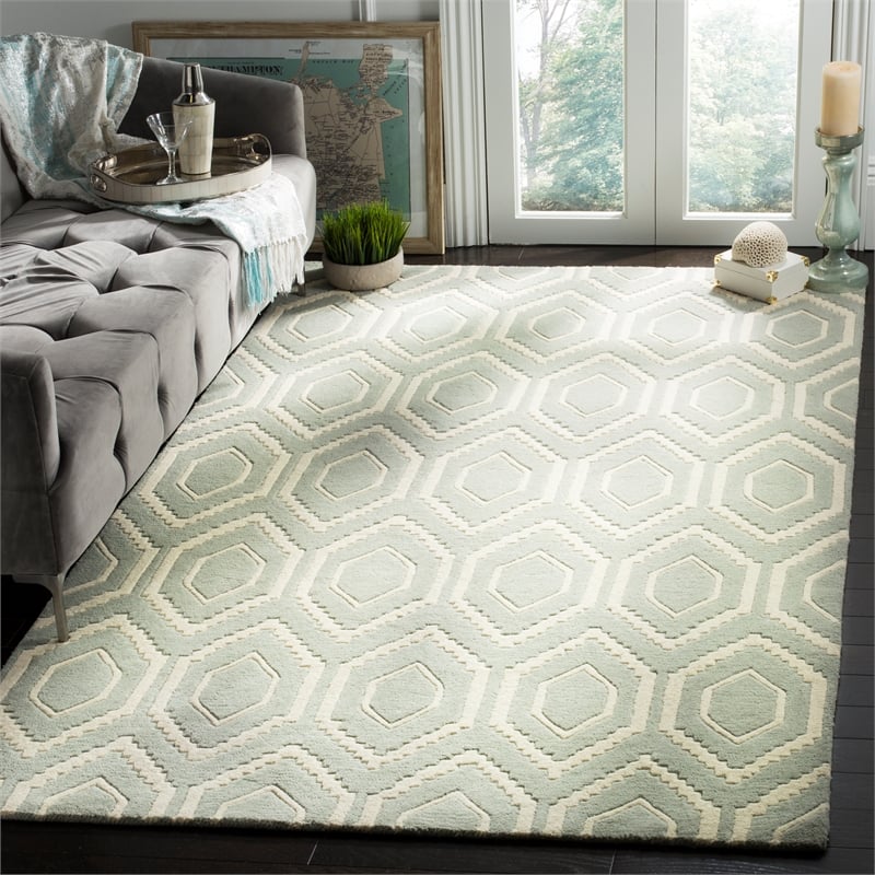Safavieh Chatham 3' X 5' Wool Hand Tufted Rug in Gray / Ivory