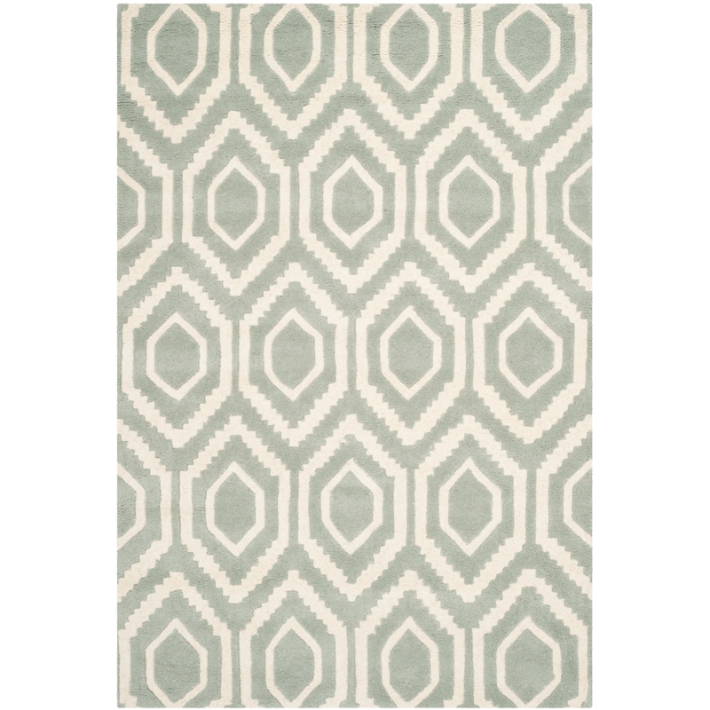 Safavieh Chatham 4' X 6' Wool Hand Tufted Rug in Gray / Ivory