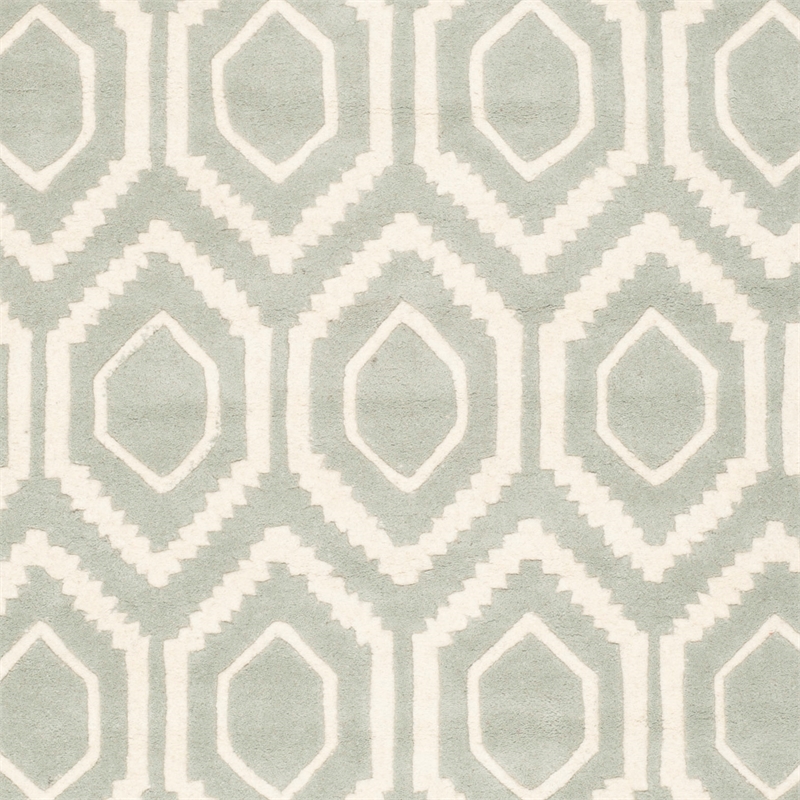 Safavieh Chatham 6' X 9' Wool Hand Tufted Rug in Gray / Ivory