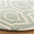 Safavieh Chatham 7' X 7' Round Wool Hand Tufted Rug in Gray / Ivory