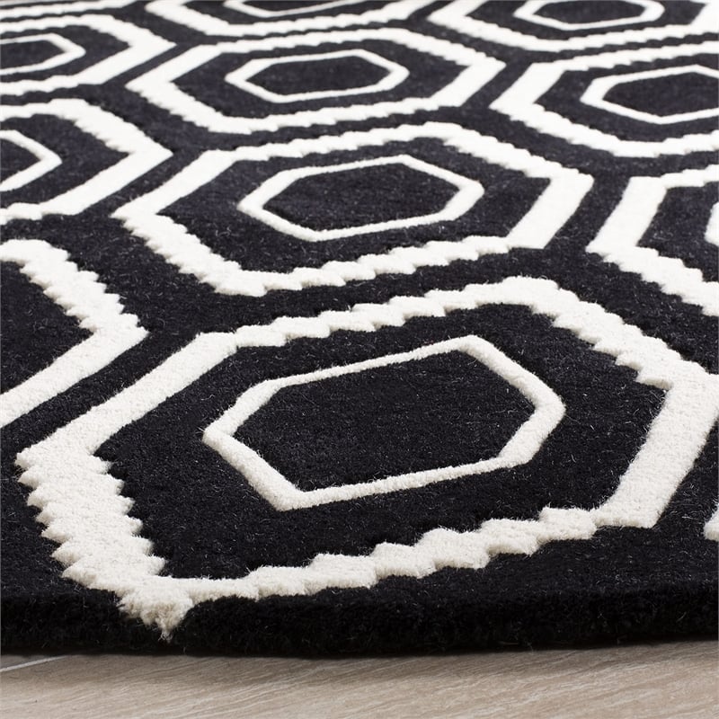 Safavieh Chatham Black Contemporary Rug - Round 7'