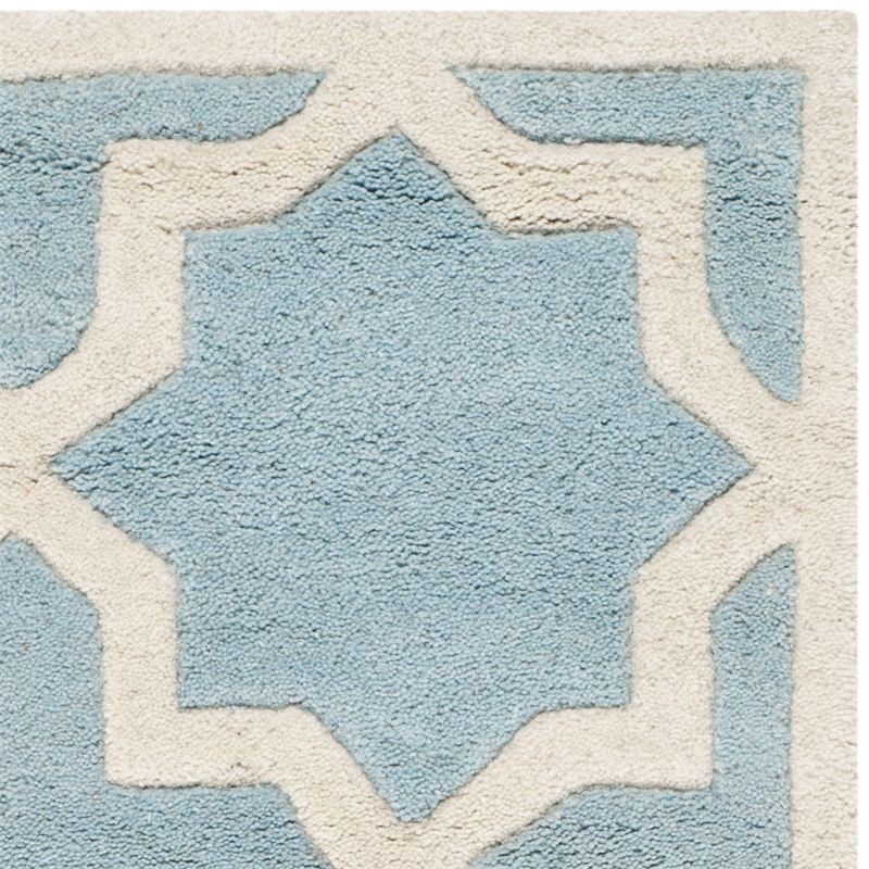 Safavieh Chatham 2' X 3' Wool Hand Tufted Rug in Blue / Ivory