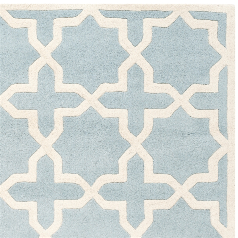 Safavieh Chatham 7' X 7' Square Wool Hand Tufted Rug in Blue / Ivory