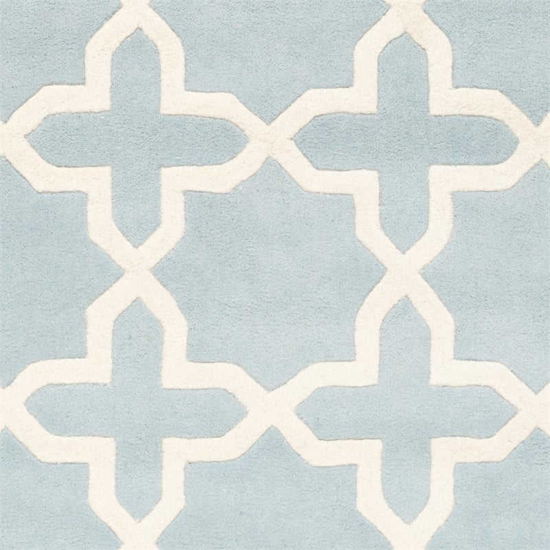 Safavieh Chatham 7' X 7' Square Wool Hand Tufted Rug in Blue / Ivory