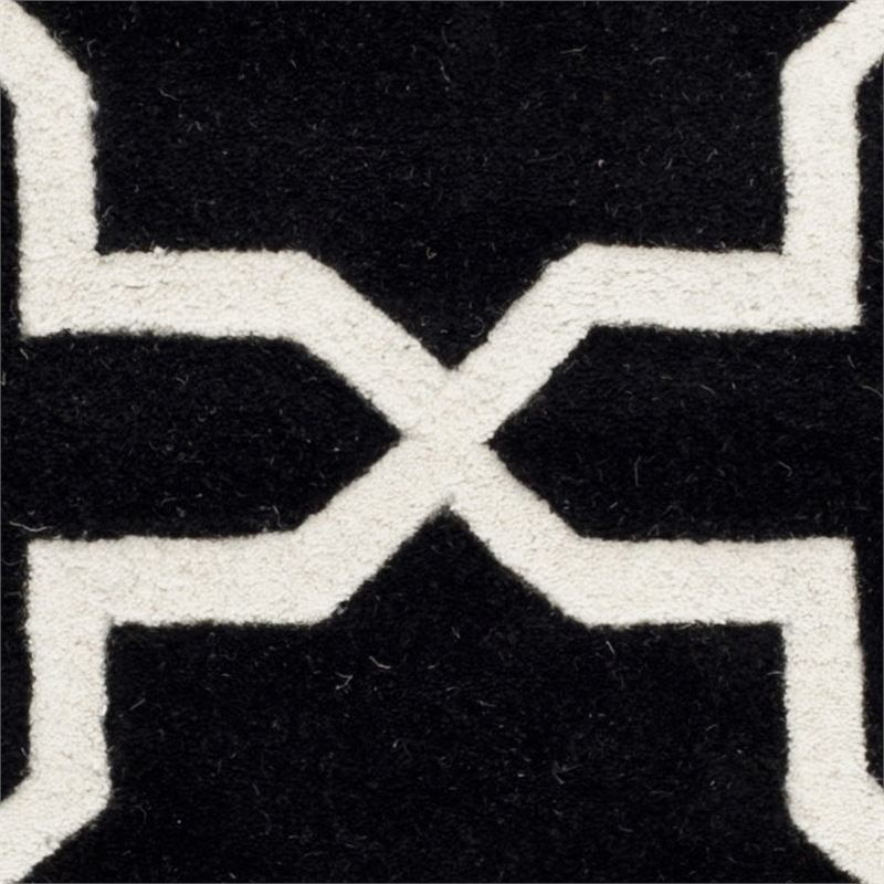 Safavieh Chatham Black Contemporary Rug - 4' x 6'