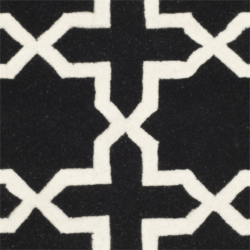 Safavieh Chatham Black Contemporary Rug - 6' x 9'