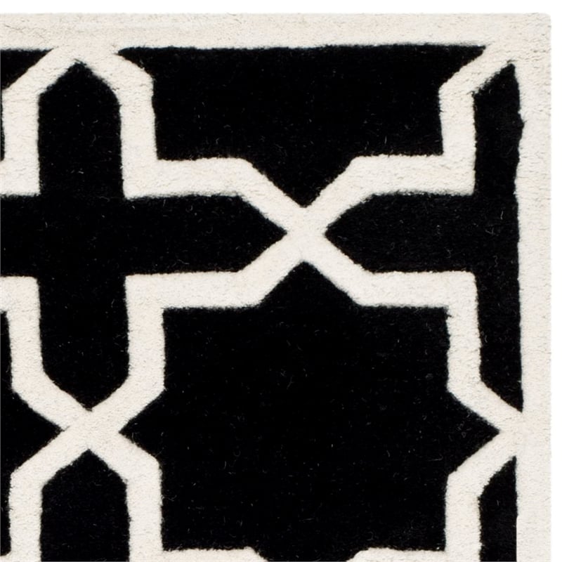 Safavieh Chatham Black Contemporary Rug - Runner 2'3