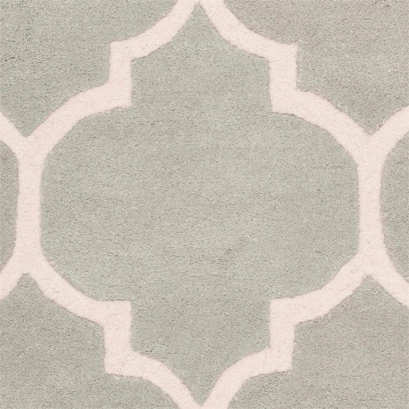 Safavieh Chatham 4' X 6' Wool Hand Tufted Rug in Gray / Ivory