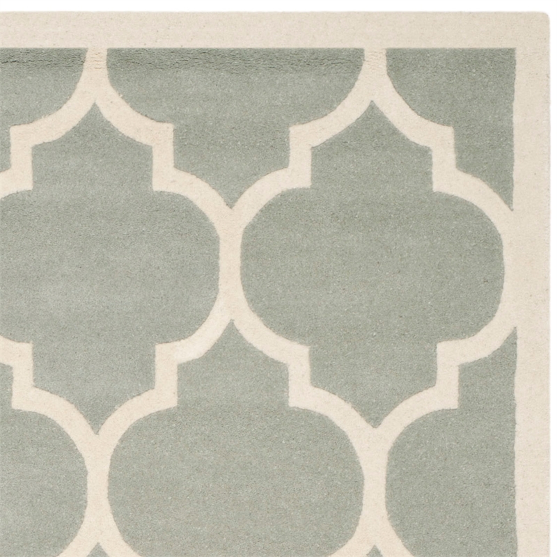 Safavieh Chatham 8' X 10' Wool Hand Tufted Rug in Gray / Ivory