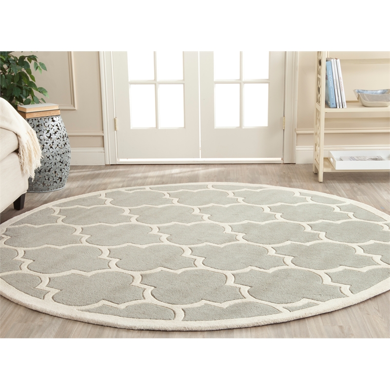 Safavieh Chatham 4' X 4'  Round Wool Hand Tufted Rug in Gray / Ivory