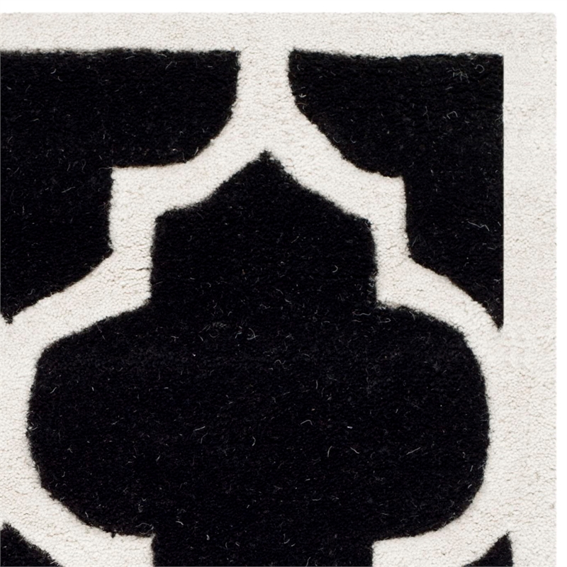 Safavieh Chatham Black Contemporary Rug - 2' x 3'
