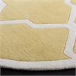Safavieh Chatham 7' X 7' Round Wool Hand Tufted Rug In Gold And Ivory