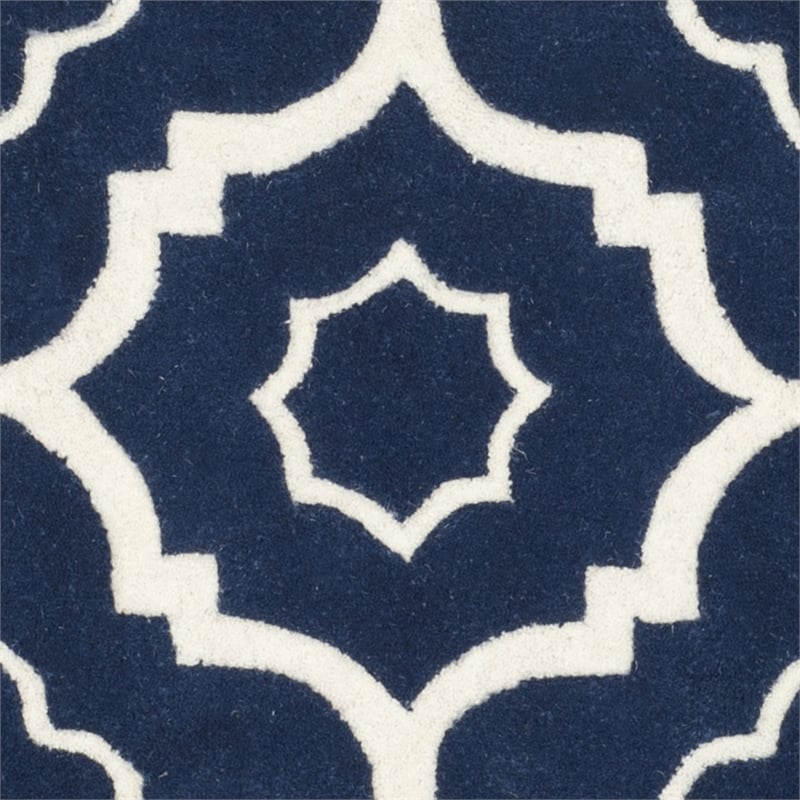 Safavieh Chatham Dark Blue Contemporary Rug - Round 7'