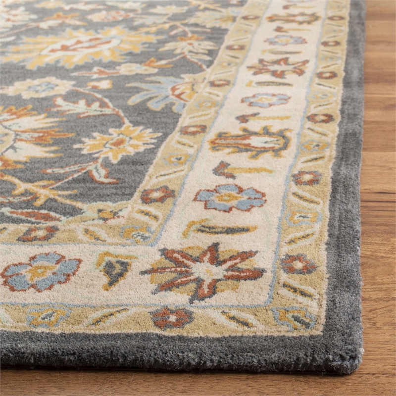 Safavieh Classic Ivory Traditional Rug - 3' x 5'