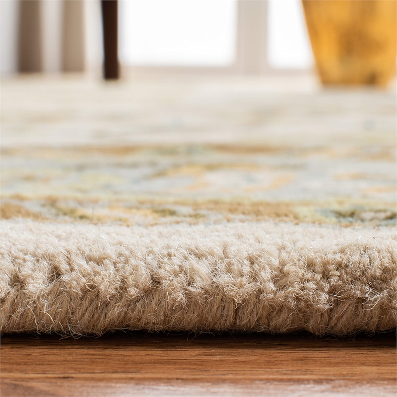 Safavieh Classic Ivory Traditional Rug - 8' x 10'