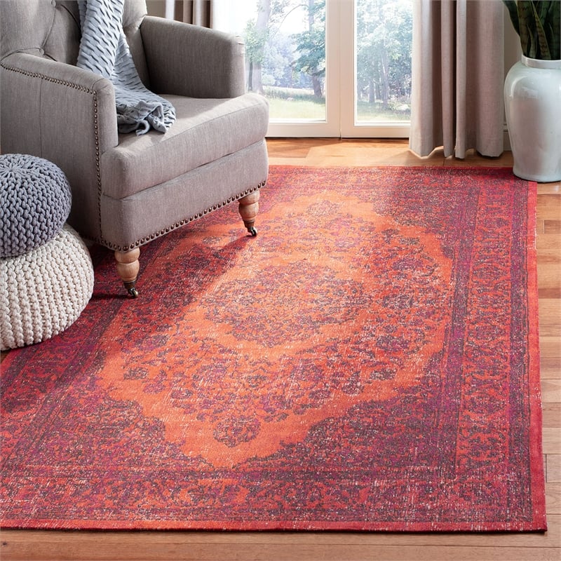 Safavieh Classic Vintage Red Traditional Rug - 5' x 8'