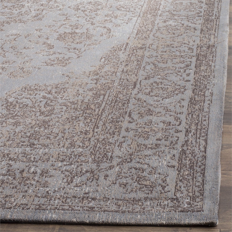 Safavieh Classic Vintage Grey Traditional Rug - 6'7