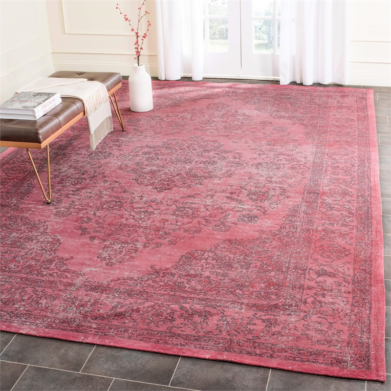 Safavieh Classic Vintage Fuchsia Traditional Rug - 8' x 11'