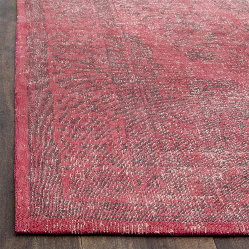 Safavieh Classic Vintage Fuchsia Traditional Rug - 8' x 11'