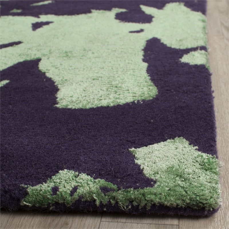 Safavieh Capri Lavander Contemporary Rug - 5' x 8'