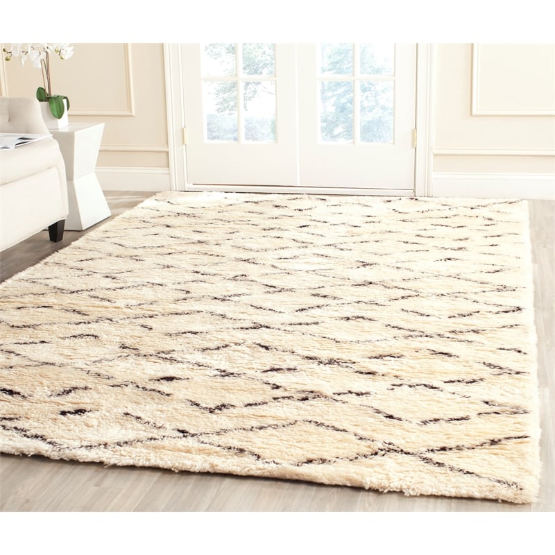 Safavieh Casablanca 5' X 8' Wool Hand Tufted Rug in Ivory / Brown