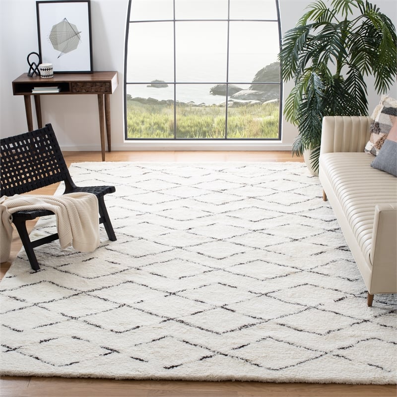 Safavieh Casablanca 9' X 12' Wool Hand Tufted Rug in Ivory / Brown