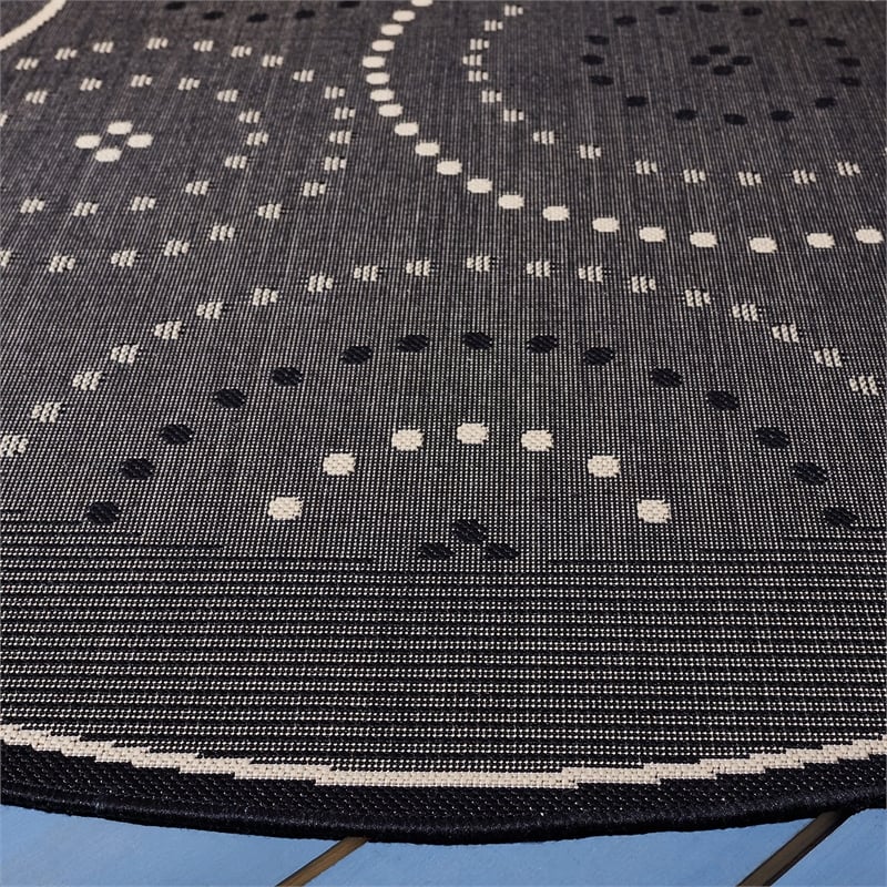 Safavieh Courtyard Black Indoor Outdoor Rug - Round 7'10