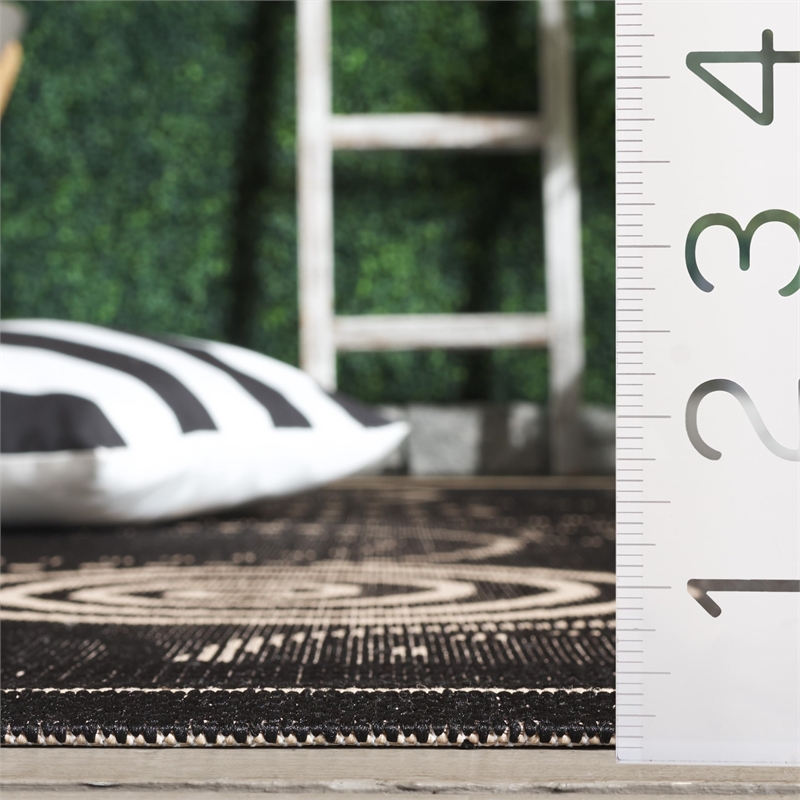 Safavieh Courtyard Black Indoor Outdoor Rug - Runner 2'4