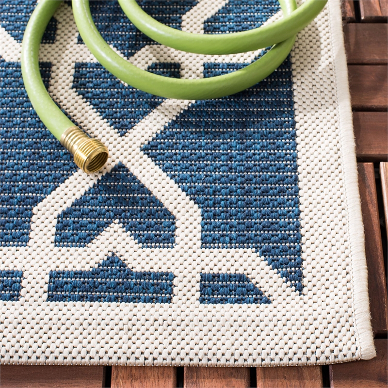 Safavieh Courtyard Navy Indoor Outdoor Rug - 5'3