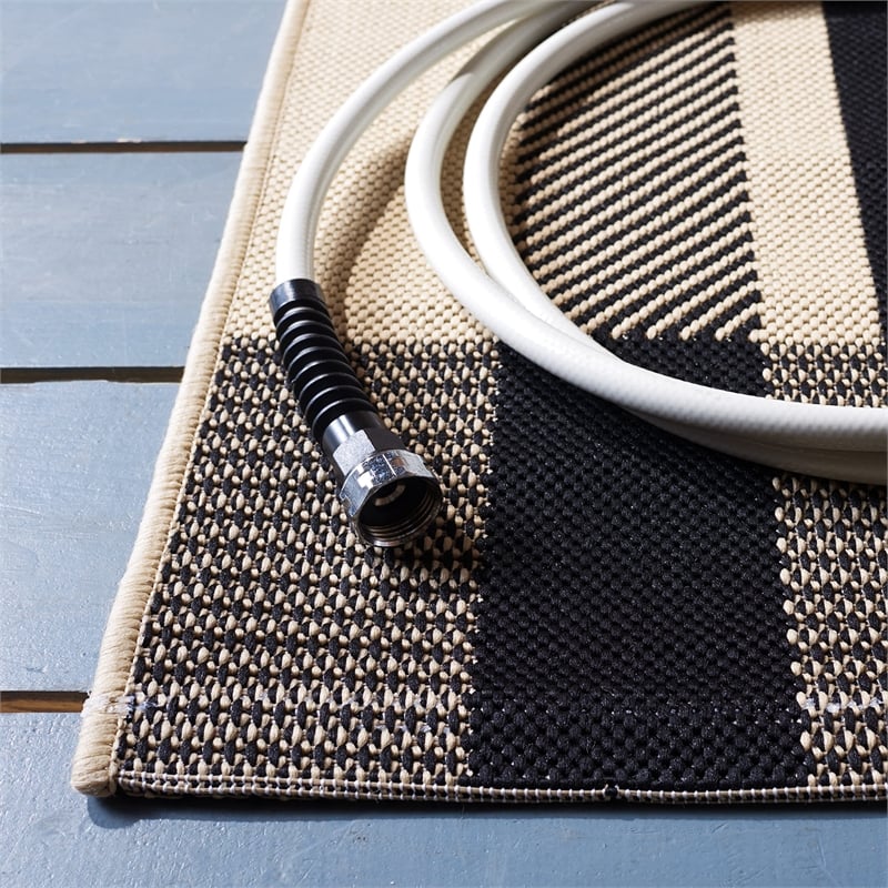 Safavieh Courtyard Black Indoor Outdoor Rug - Runner 2'3