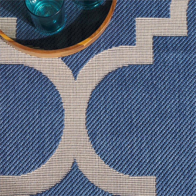 Safavieh Courtyard Blue Indoor Outdoor Rug - Square 7'10