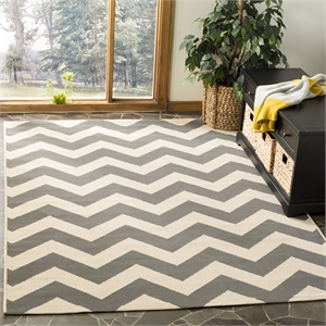 Safavieh Courtyard Grey Indoor Outdoor Rug - Square 4'