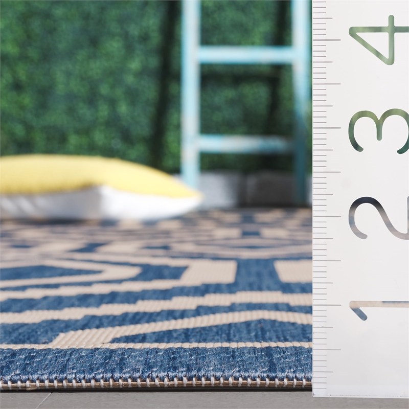 Safavieh Courtyard Blue Indoor Outdoor Rug - 2' x 3'7