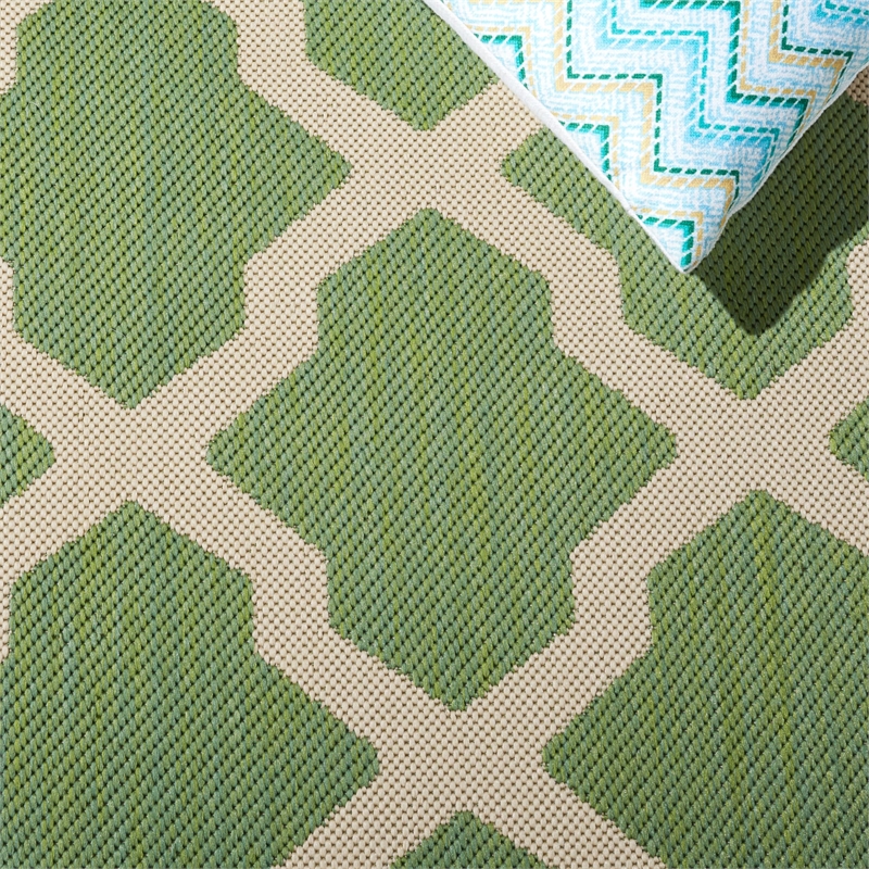 Safavieh Courtyard Green Indoor Outdoor Rug - 8' x 11'
