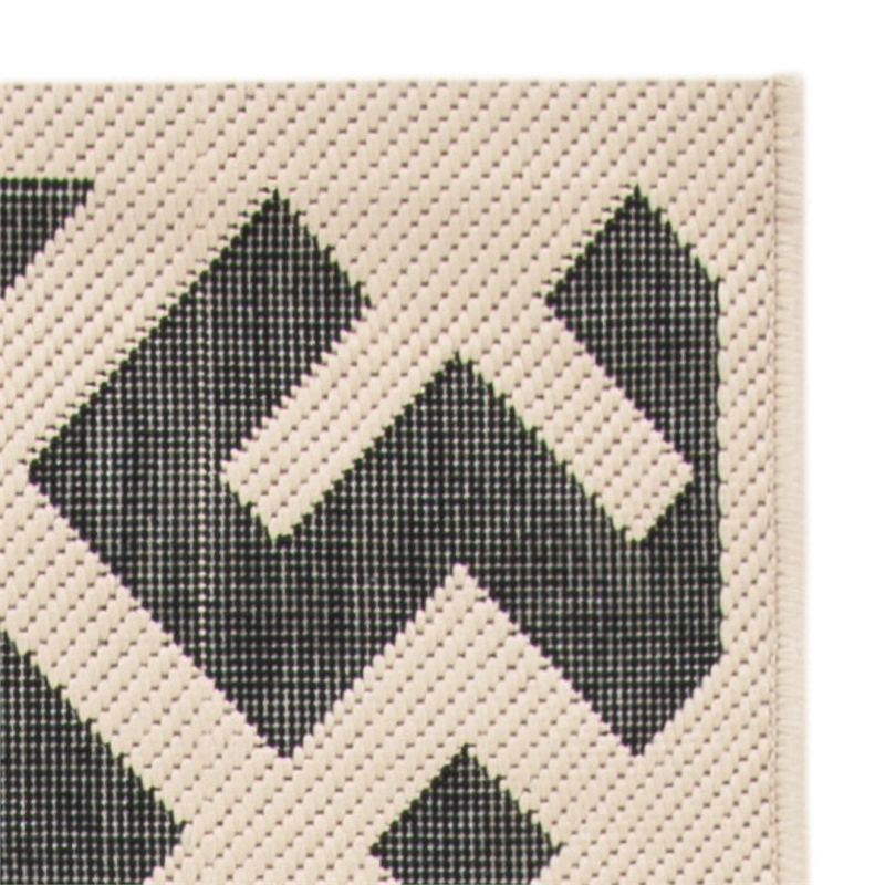 Safavieh Courtyard Black Indoor Outdoor Rug - Runner 2'4