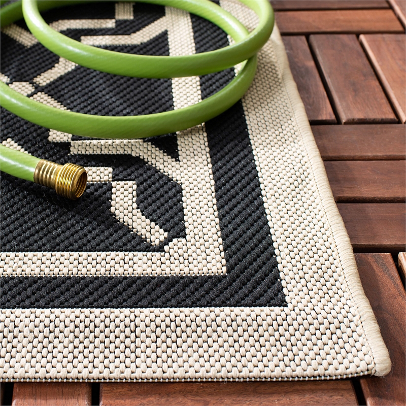 Safavieh Courtyard Black Indoor Outdoor Rug - Runner 2'4