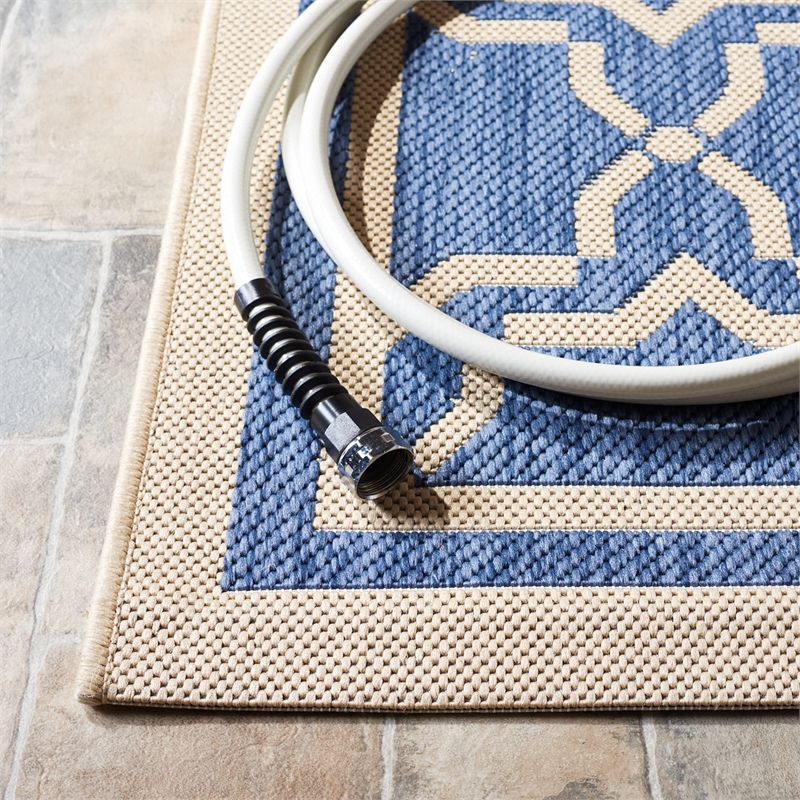 Safavieh Courtyard Blue Indoor Outdoor Rug - Square 7'10