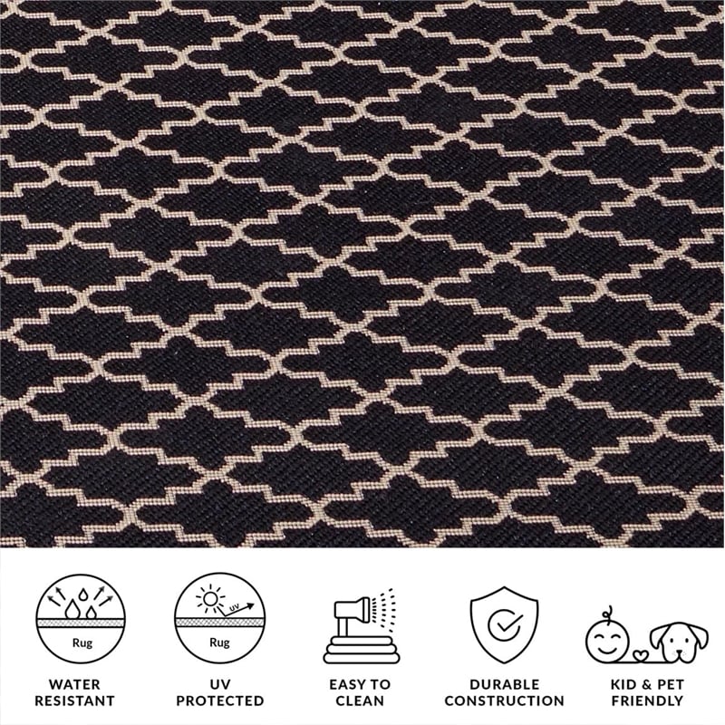 Safavieh Courtyard Black Indoor Outdoor Rug - Square 7'10