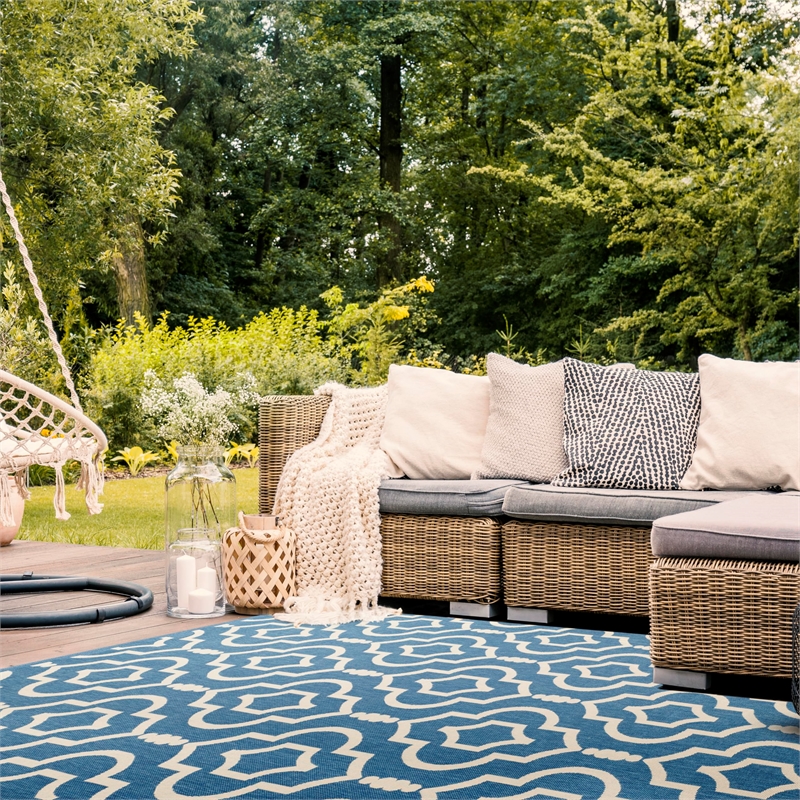 Safavieh Courtyard Blue Indoor Outdoor Rug - 8' x 11'