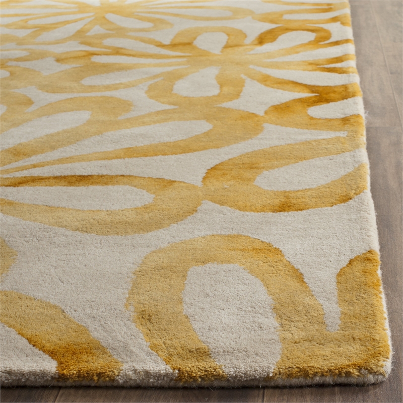 Safavieh Dip Dyed Beige Contemporary Rug - 4' x 6'