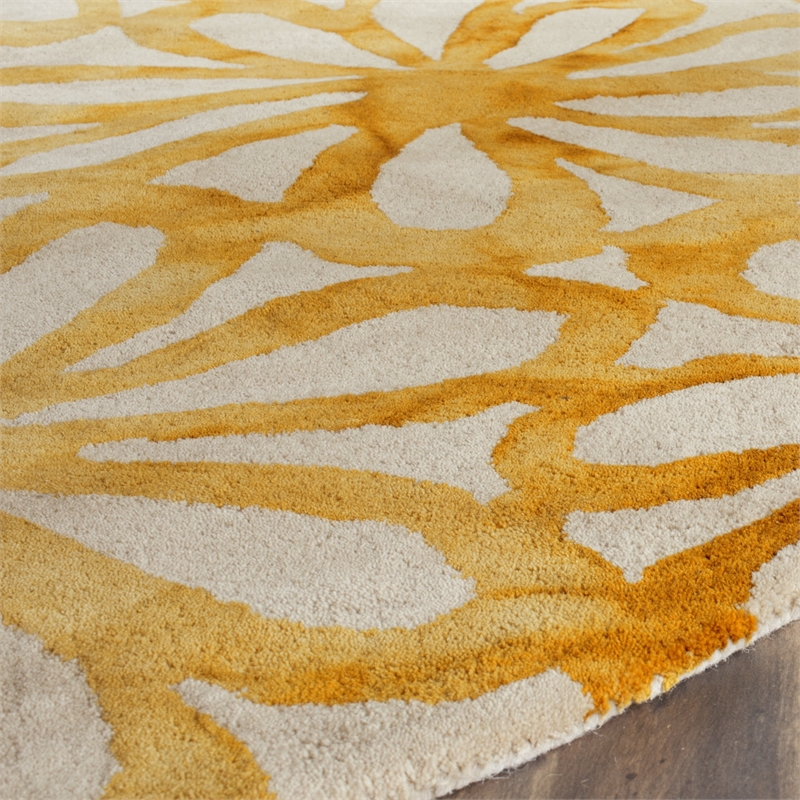 Safavieh Dip Dyed Beige Contemporary Rug - Round 7'